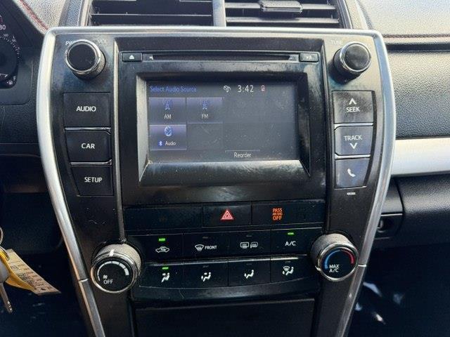 Toyota Camry SE 2015