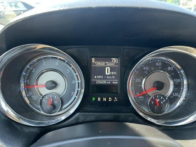 Chrysler Town & Country Touring-L 2013