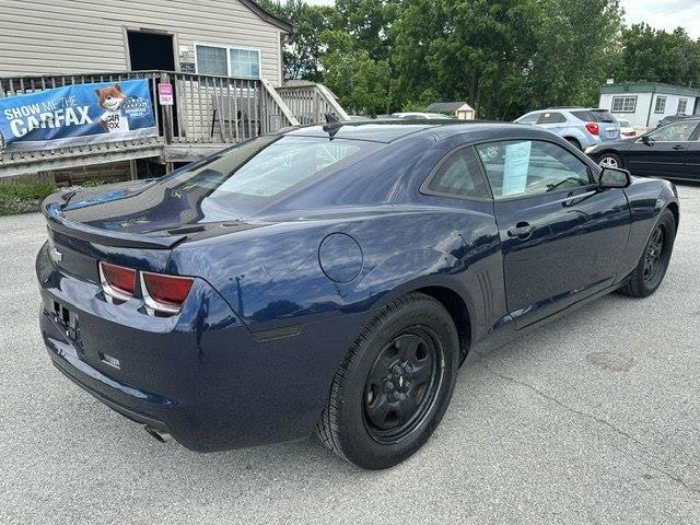 Chevrolet Camaro LS Coupe 2012