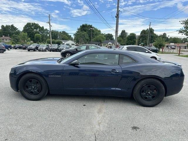 Chevrolet Camaro LS Coupe 2012