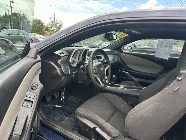 Chevrolet Camaro LS Coupe 2012