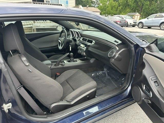 Chevrolet Camaro LS Coupe 2012