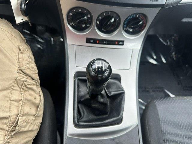 Mazda MAZDA3 i Touring 4-door 2010