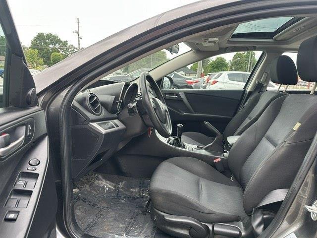 Mazda MAZDA3 i Touring 4-door 2010