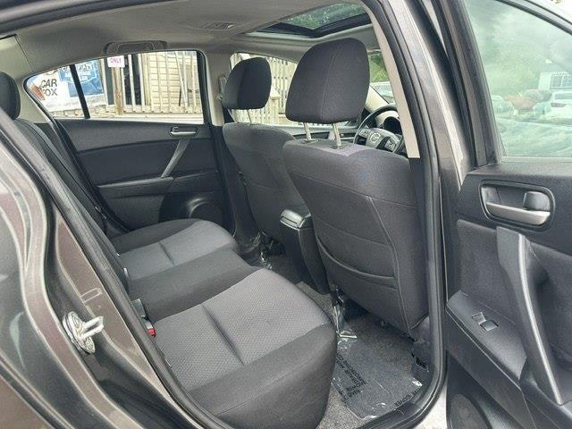 Mazda MAZDA3 i Touring 4-door 2010