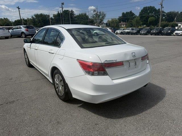 Honda Accord LX sedan AT 2012