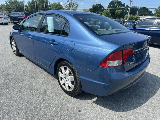 Honda Civic LX Sedan 5-Speed AT 2011