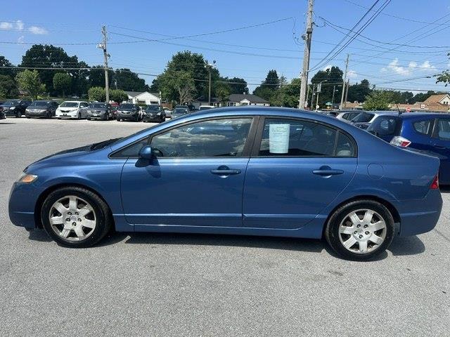 Honda Civic LX Sedan 5-Speed AT 2011