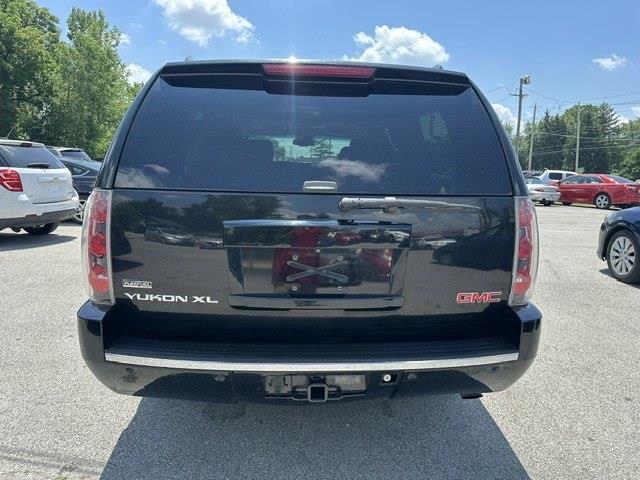 GMC Yukon Denali XL 4WD 2009