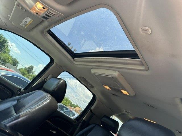 GMC Yukon Denali XL 4WD 2009