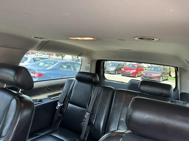 GMC Yukon Denali XL 4WD 2009