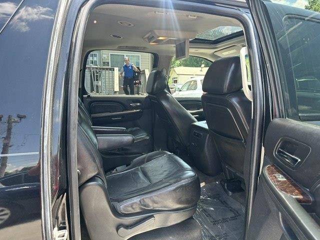 GMC Yukon Denali XL 4WD 2009