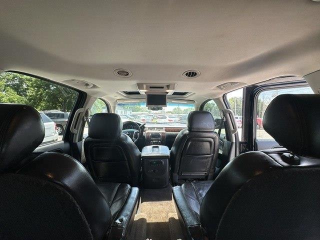 GMC Yukon Denali XL 4WD 2009