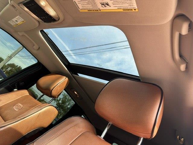 Jeep Grand Cherokee Overland 4WD 2011