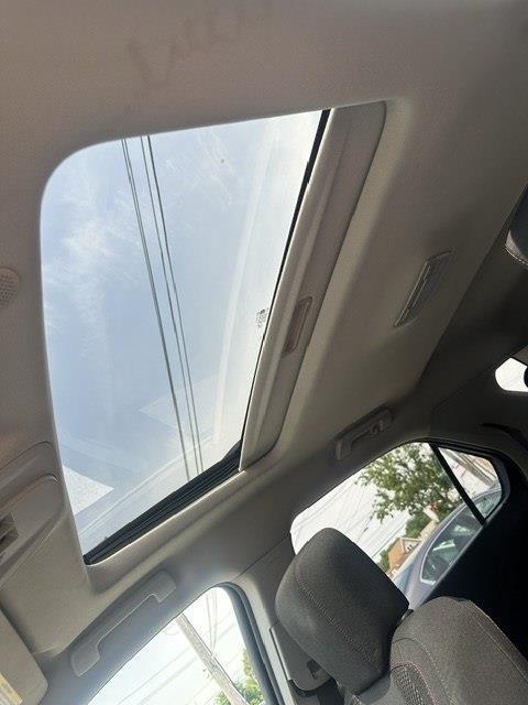 Chevrolet Equinox 2LT 2WD 2011