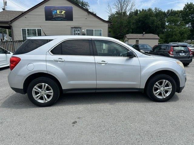 Chevrolet Equinox LS 2WD 2011