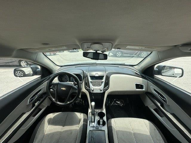 Chevrolet Equinox LS 2WD 2011
