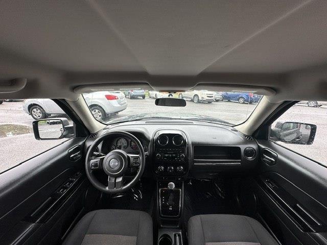 Jeep Patriot Sport 2WD 2014