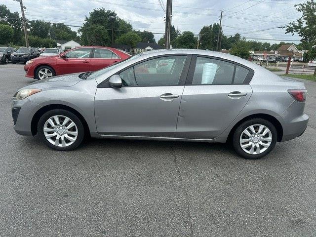 Mazda MAZDA3 i Sport 4-Door 2011