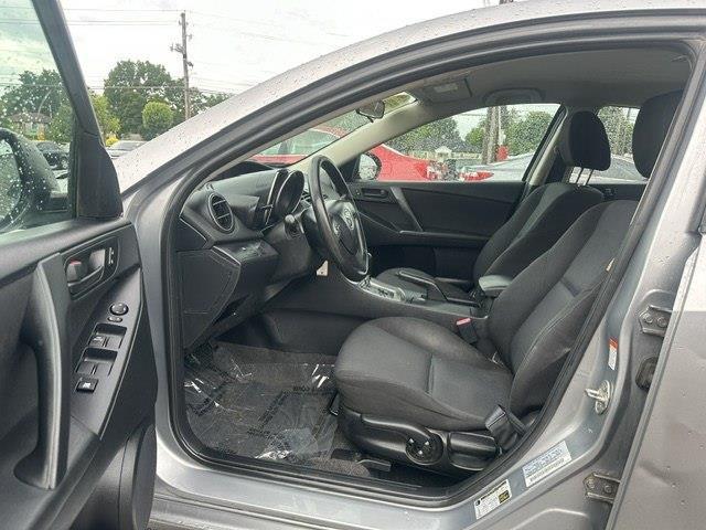 Mazda MAZDA3 i Sport 4-Door 2011