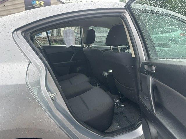 Mazda MAZDA3 i Sport 4-Door 2011