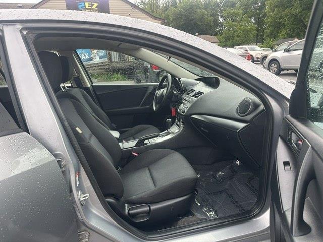 Mazda MAZDA3 i Sport 4-Door 2011