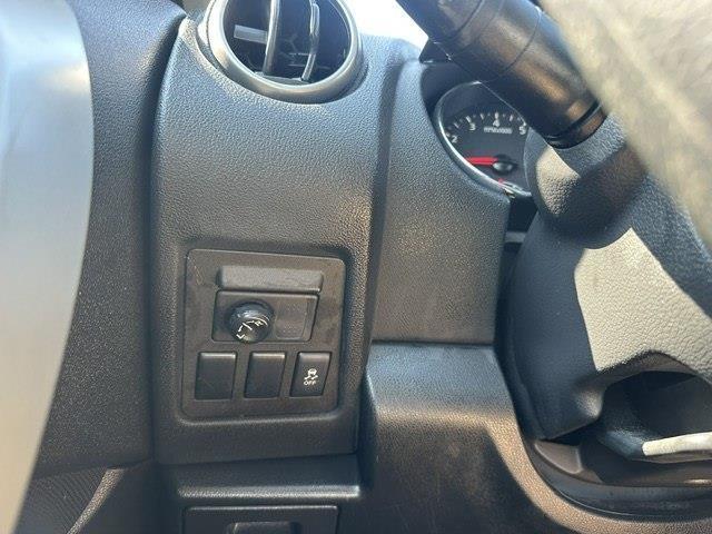 Nissan Rogue S 2WD 2012