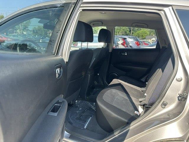 Nissan Rogue S 2WD 2012
