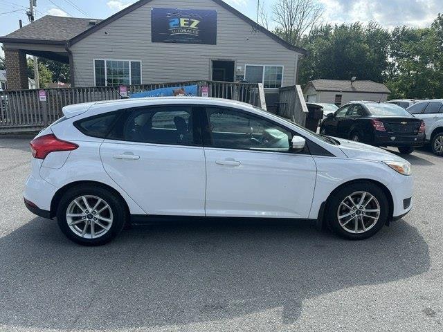 Ford Focus SE Hatch 2015