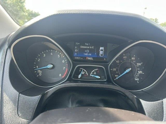 Ford Focus SE Hatch 2015