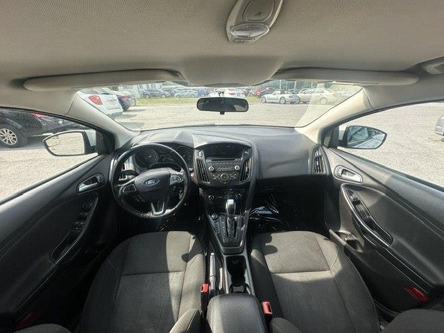 Ford Focus SE Hatch 2015