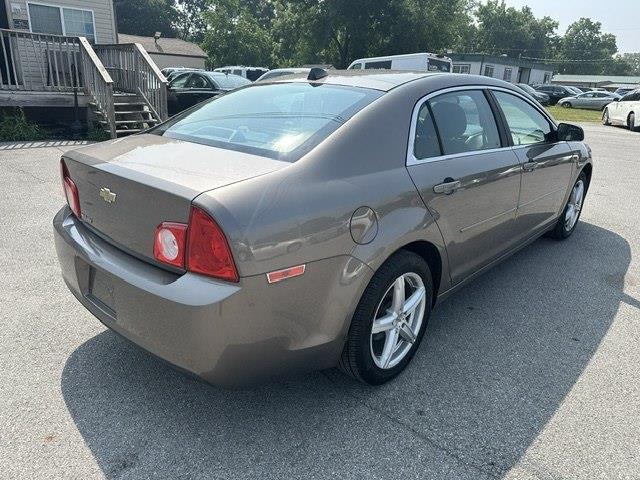 Chevrolet Malibu LS 2012