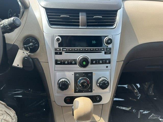 Chevrolet Malibu LS 2012