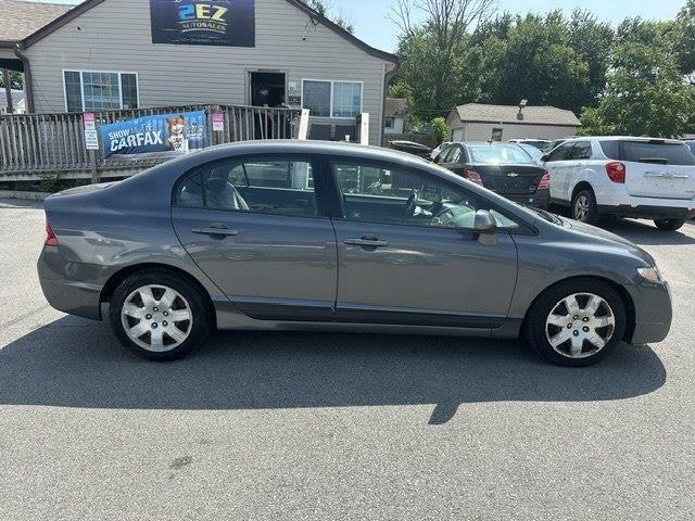 Honda Civic LX Sedan 5-Speed AT 2009