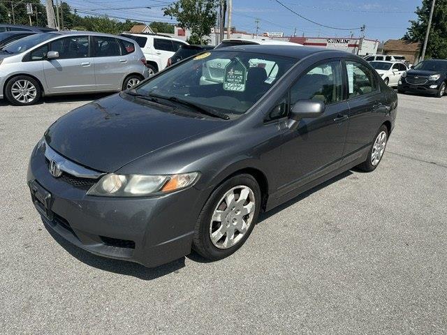 Honda Civic LX Sedan 5-Speed AT 2009