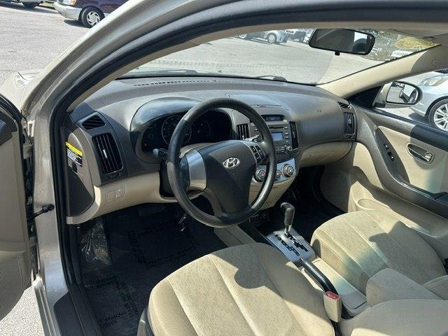 Hyundai Elantra GLS 2010