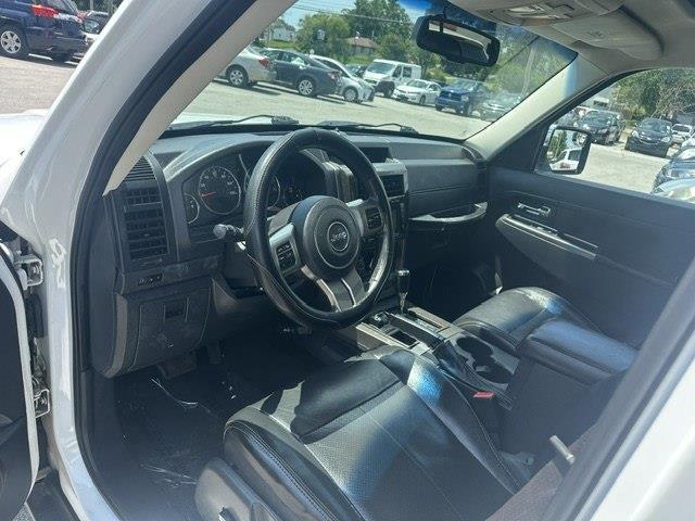 Jeep Liberty Limited 4WD 2012