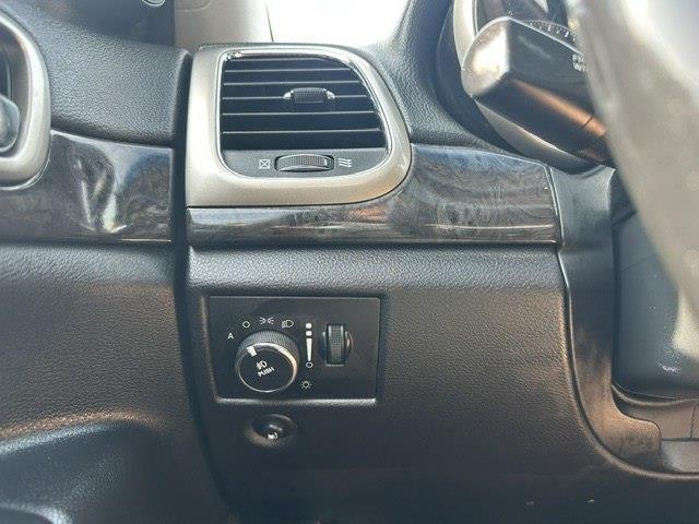 Jeep Grand Cherokee Laredo 4WD 2011