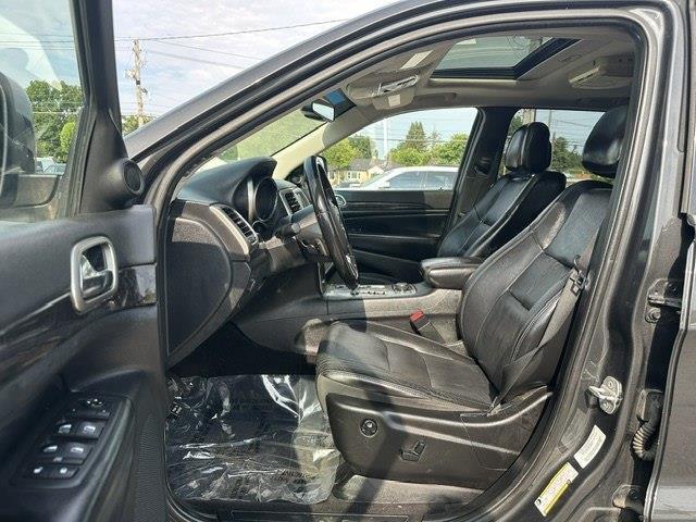 Jeep Grand Cherokee Laredo 4WD 2011