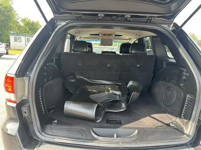 Jeep Grand Cherokee Laredo 4WD 2011