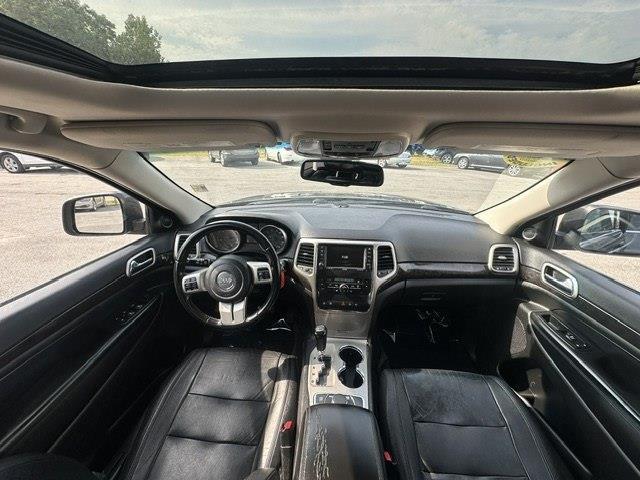 Jeep Grand Cherokee Laredo 4WD 2011