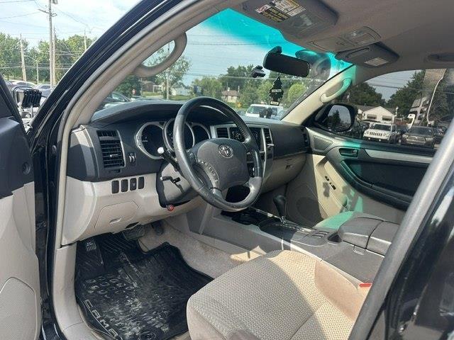 Toyota 4Runner SR5 2WD 2004