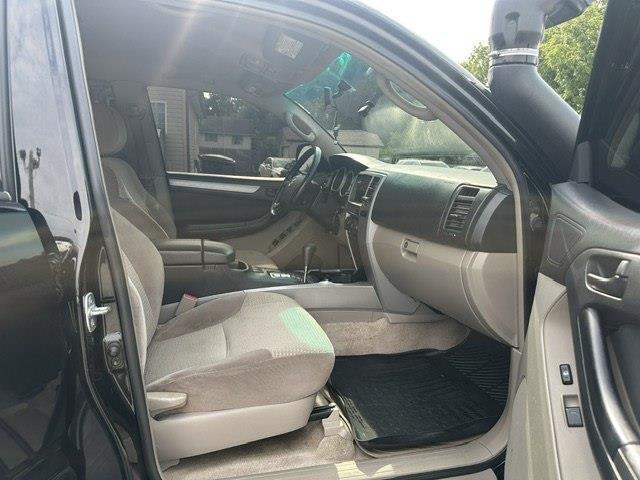 Toyota 4Runner SR5 2WD 2004
