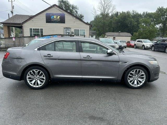 Ford Taurus Limited FWD 2013