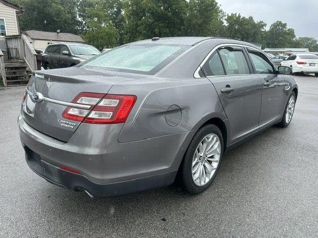Ford Taurus Limited FWD 2013