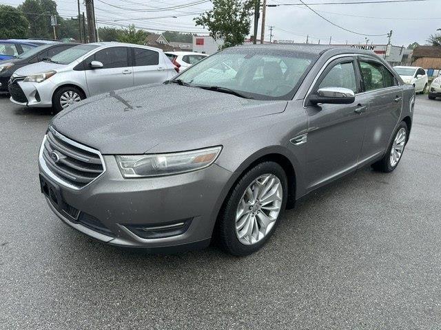 Ford Taurus Limited FWD 2013