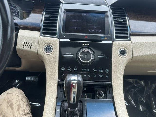Ford Taurus Limited FWD 2013