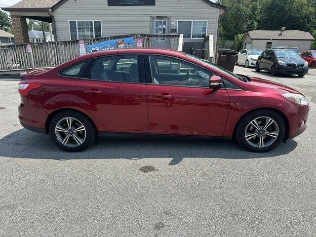 Ford Focus SE Sedan 2014