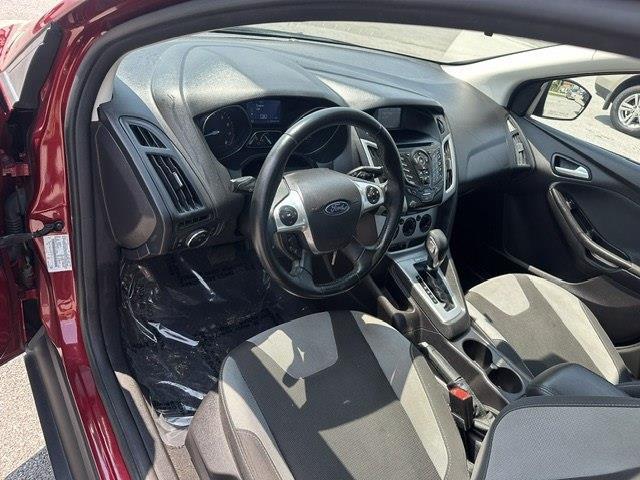 Ford Focus SE Sedan 2014