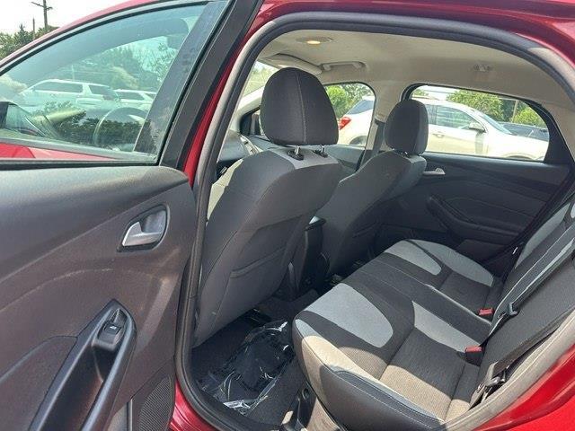 Ford Focus SE Sedan 2014